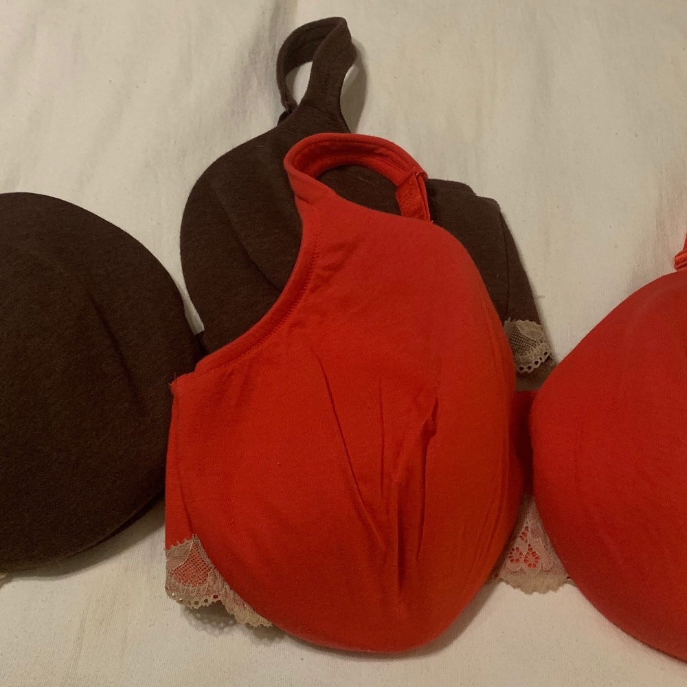 Like New Lot Of 2 Cacique Underwire Bras